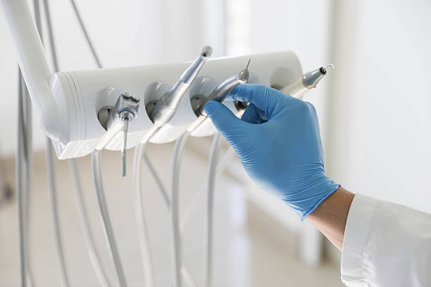 Professional Tooth Extraction technician working in Newaygo, MI